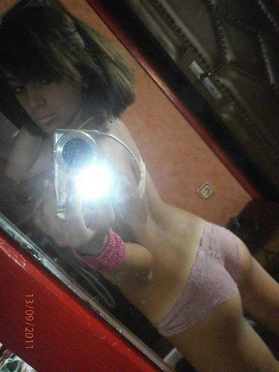 Looking for local cheaters? Take Amy from Nova Scotia home with you