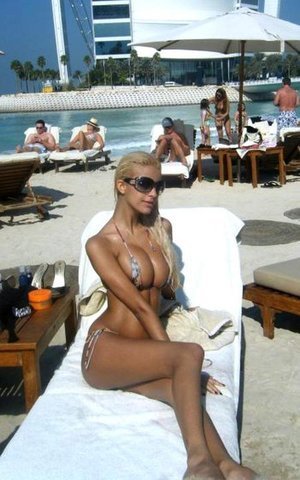 Escorts like Angelique are down to fuck you now!