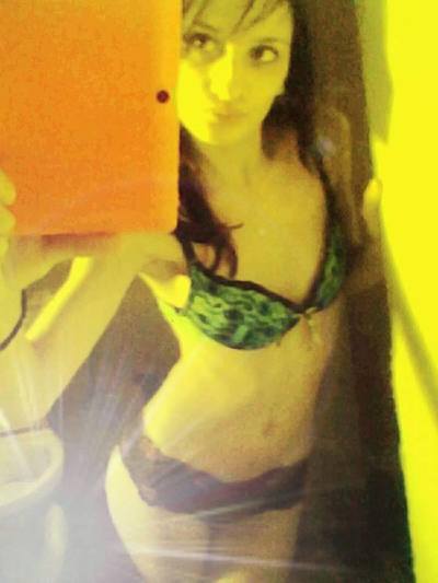 Escorts like Stefanie are down to fuck you now!