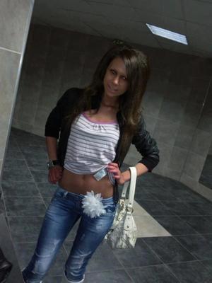Nevaeh from Georgia is interested in nsa sex with a nice, young man