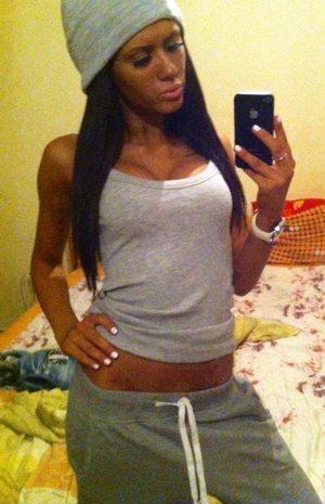Anabel from New York is interested in nsa sex with a nice, young man
