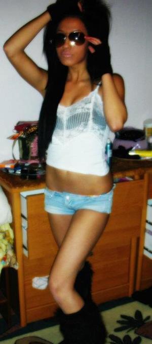 Kiera is a cheater looking for a guy like you!