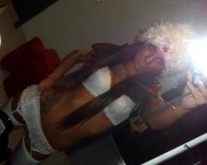 Finding a fuck buddy like Emilie from British Colombia has never been easier