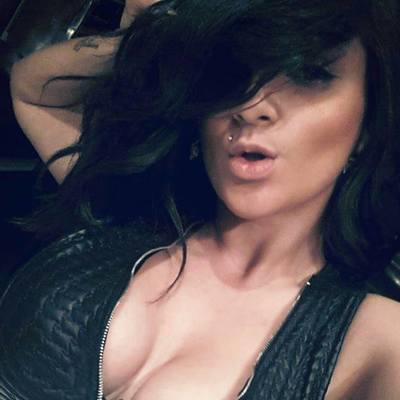 Aisha from Illinois is interested in nsa sex with a nice, young man