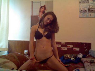 Calista from Saint Augustine, Florida is looking for adult webcam chat