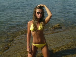 Looking for local cheaters? Take Marissa from Connecticut home with you