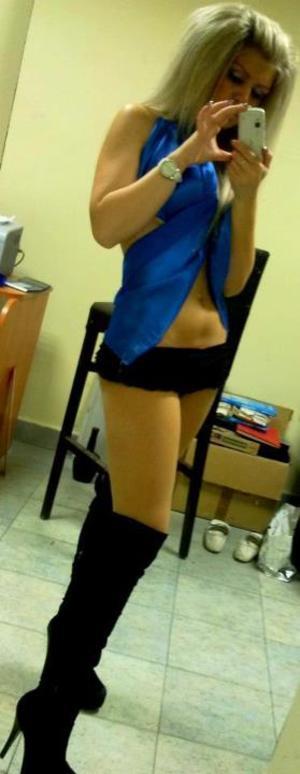 Ashely from Newfoundland And Labrador is DTF, are you?