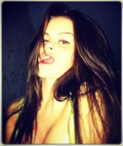 Escorts like Amy are down to fuck you now!