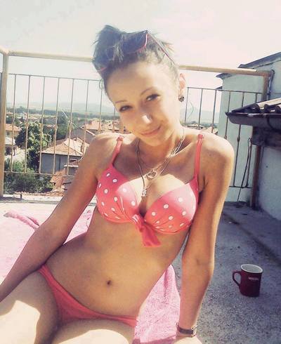 Grace is a cheater looking for a guy like you!