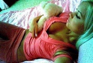 Amiya from Tennessee is looking for adult webcam chat