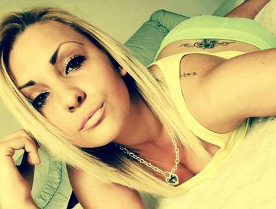 Meet local singles like Deborah from Massachusetts who want to fuck tonight