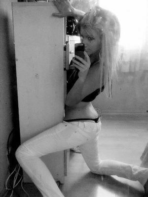 Meet local singles like Abby from New York who want to fuck tonight