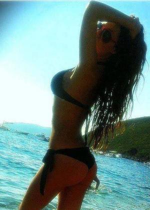 Looking for local cheaters? Take Elaine from New York home with you