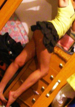 Daniella from Crystal Lake, Florida is looking for adult webcam chat