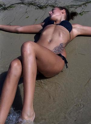 Looking for girls down to fuck? Angelique from New York is your girl