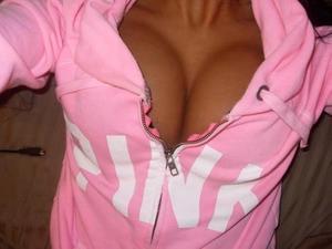 Salma is a cheater looking for a guy like you!